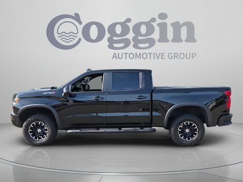 Used 2025 Chevrolet Silverado 1500 ZR2 w/ Technology Package AWD/4WD image 2