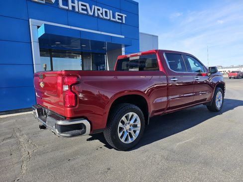 Used 2021 Chevrolet Silverado 1500 LTZ image 3