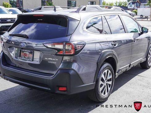 Used 2025 Subaru Outback Premium AWD/4WD image 13