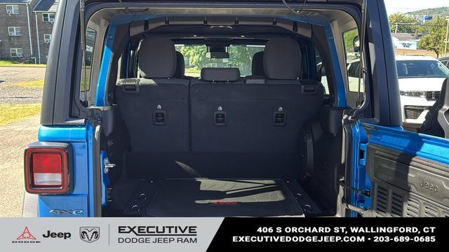 Used 2024 Jeep Wrangler Unlimited AWD/4WD image 26