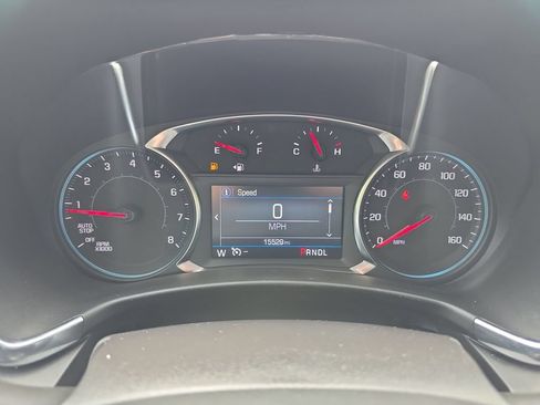 Used 2024 Chevrolet Equinox LT FWD image 23