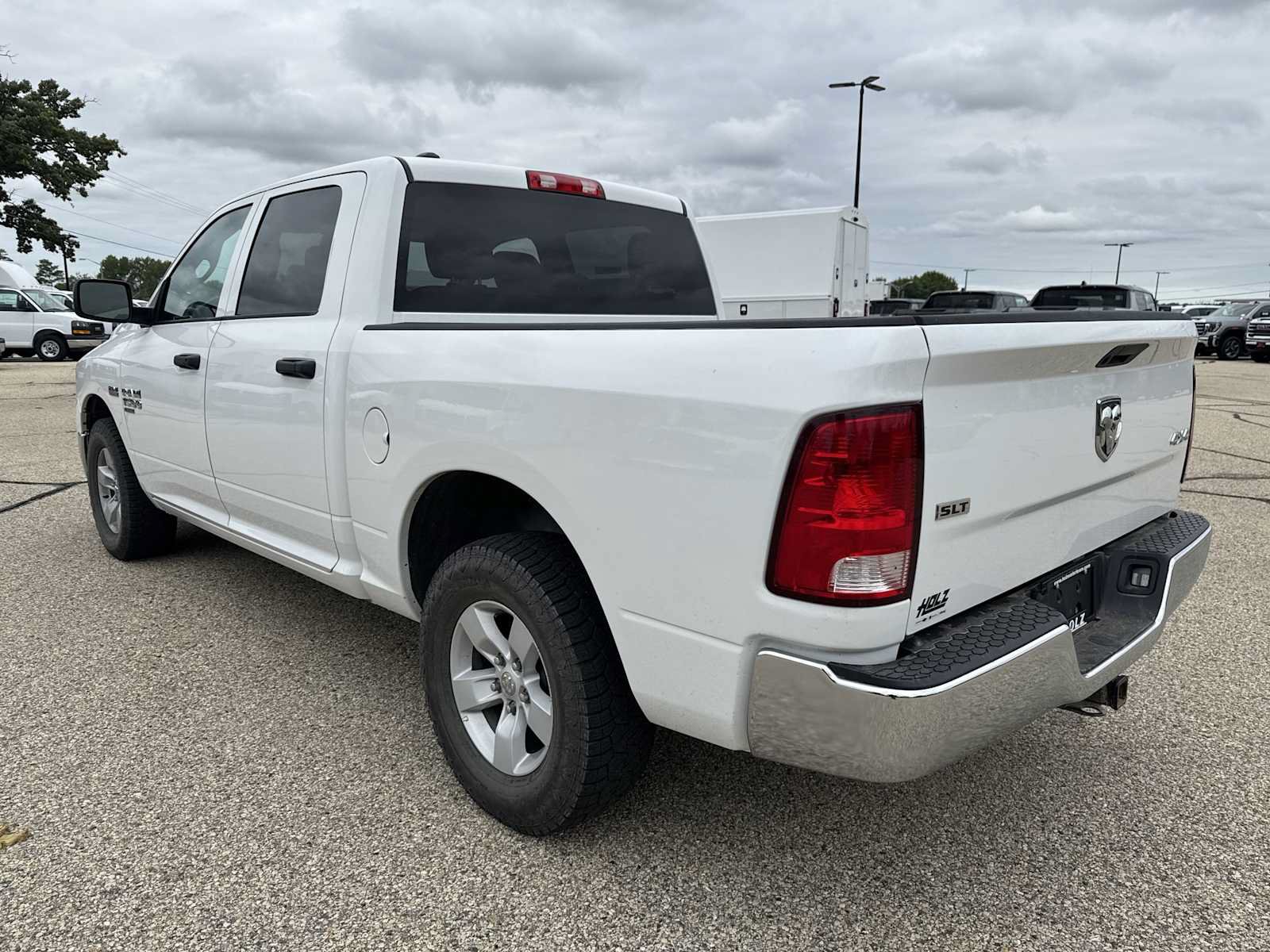 Used 2023 RAM 1500 Classic SLT AWD/4WD image 4