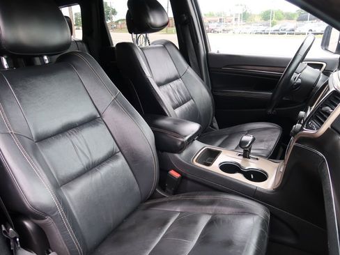 Used 2014 Jeep Grand Cherokee Limited image 9