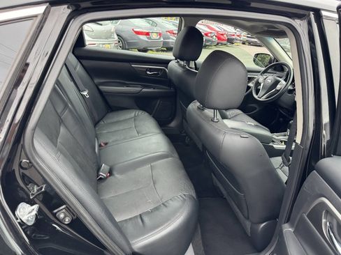 Used 2015 Nissan Altima 2.5 SL w/ Technology Package FWD image 19