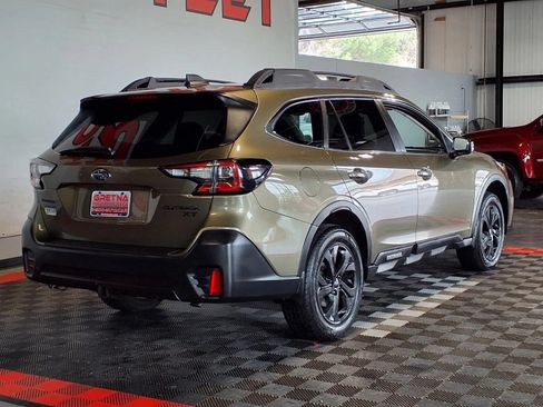 Used 2020 Subaru Outback Onyx Edition XT AWD/4WD image 8