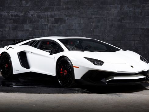 Used 2016 Lamborghini Aventador LP 750-4 Superveloce image 14