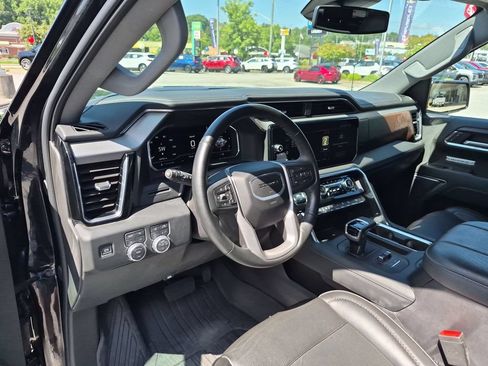 Used 2024 GMC Sierra 1500 Denali AWD/4WD image 17