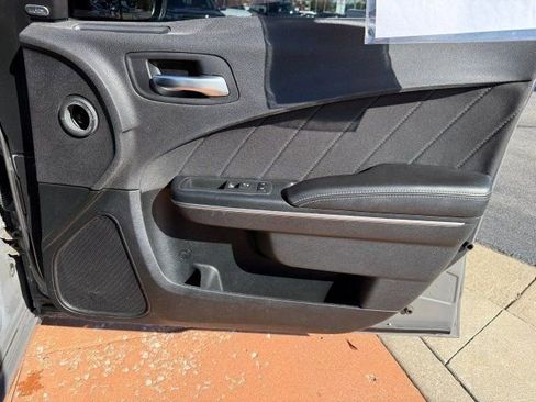 Used 2018 Dodge Charger SXT Plus w/ Driver Confidence Group image 21