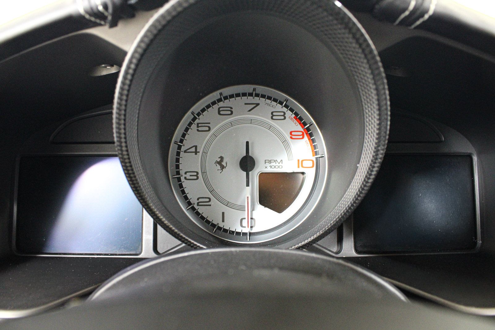 Used 2015 Ferrari F12 Berlinetta RWD image 46
