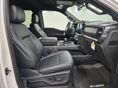 New 2025 Ford F150 Lariat w/ Equipment Group 501A Mid image 31