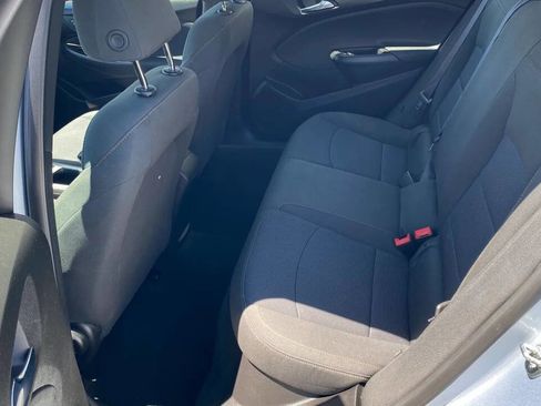 Used 2017 Chevrolet Cruze LS FWD image 20