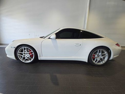 Used 2011 Porsche 911 Targa 4S AWD/4WD image 2