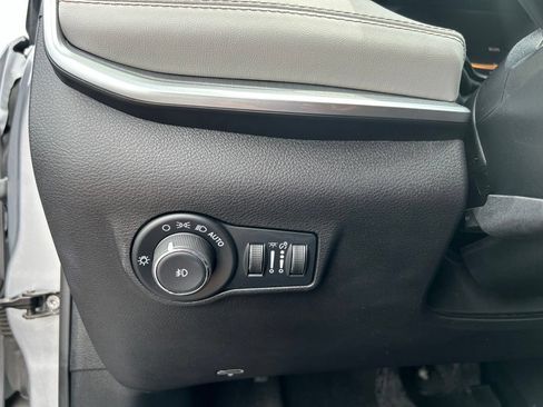 Used 2025 Jeep Compass Limited AWD/4WD image 20