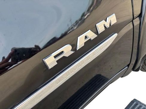 Used 2019 RAM 1500 Limited AWD/4WD image 9