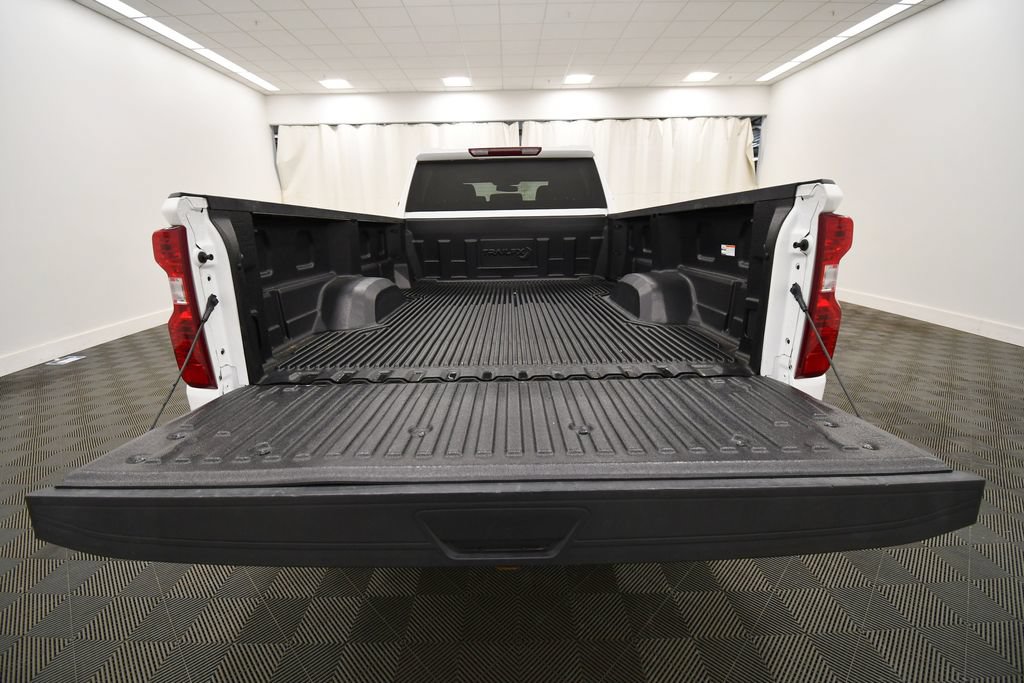 Used 2023 Chevrolet Silverado 3500 LT w/ Convenience Package AWD/4WD image 7