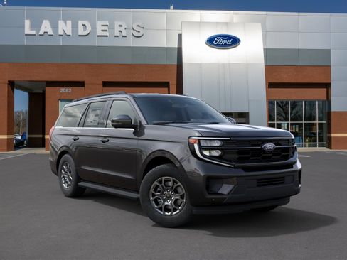 New 2027 Ford Expedition Active RWD image 4