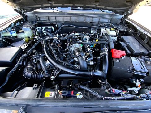 Certified 2022 Ford Bronco Outer Banks w/ Sasquatch Package image 28