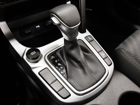 Certified 2026 Kia Seltos LX AWD/4WD image 26