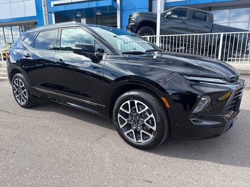 Used 2025 Chevrolet Blazer RS w/ Enhanced Convenience Package image 7