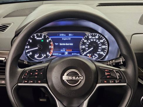 Used 2024 Nissan Altima 2.5 SV image 16