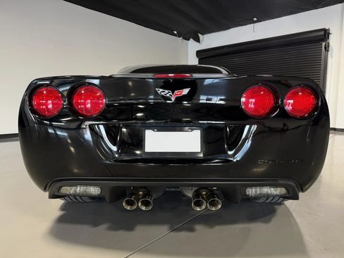 Used 2007 Chevrolet Corvette Coupe RWD image 4