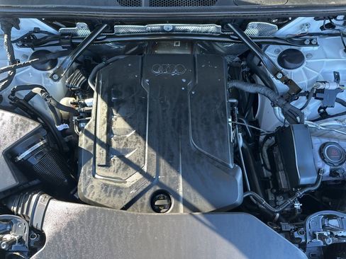 Used 2025 Audi Q5 Premium Plus w/ Premium Plus image 60