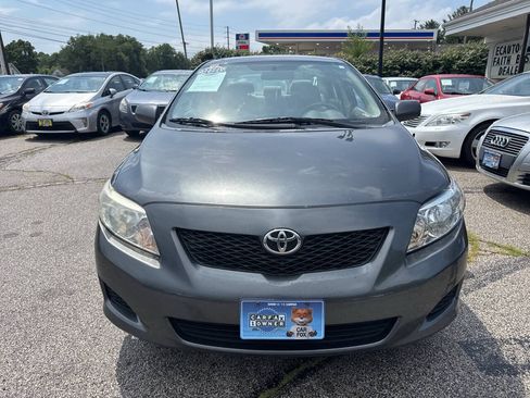 Used 2010 Toyota Corolla LE FWD image 2