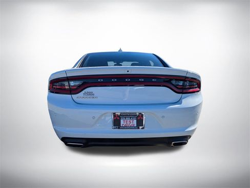 Used 2023 Dodge Charger SXT image 4