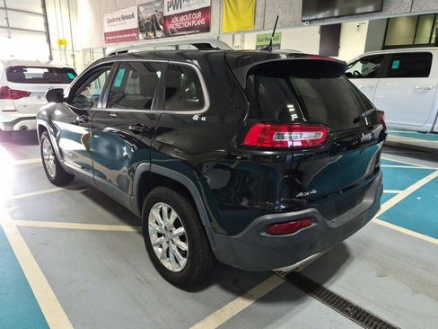 Used 2016 Jeep Cherokee Limited image 7