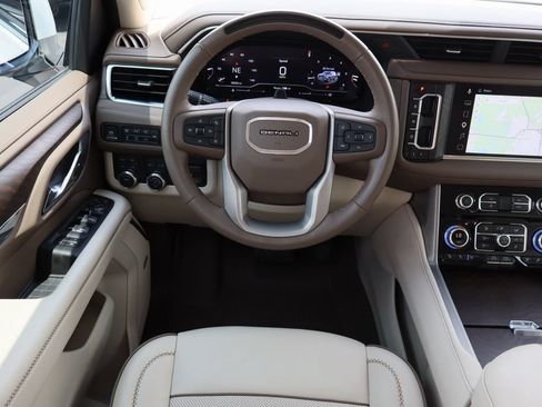 Certified 2024 GMC Yukon Denali w/ Advanced Technology Package AWD/4WD image 26