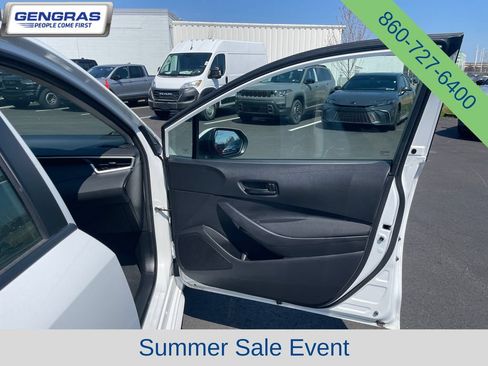 Used 2024 Toyota Corolla LE FWD image 10