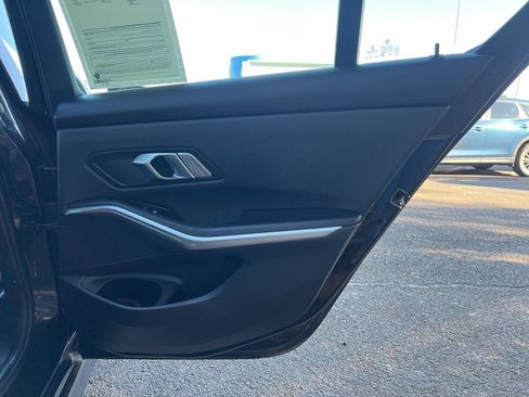 Used 2019 BMW 330i Sedan w/ Convenience Package image 13