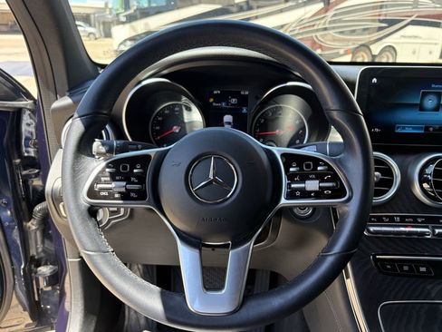 Used 2020 Mercedes-Benz GLC 300 image 15