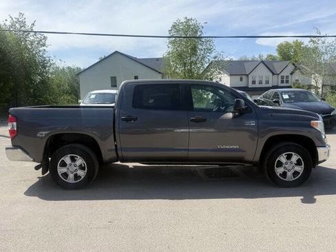 Used 2015 Toyota Tundra SR5 w/ SR5 Upgrade Package AWD/4WD image 3