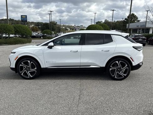 New 2026 Chevrolet Equinox EV LT image 6