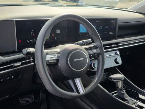 Used 2025 Hyundai Tucson SEL image 12