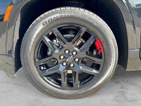Used 2023 Chevrolet Traverse Premier w/ Redline Edition AWD/4WD image 13