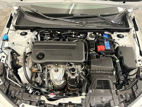 Used 2025 Honda Civic Sport image 33