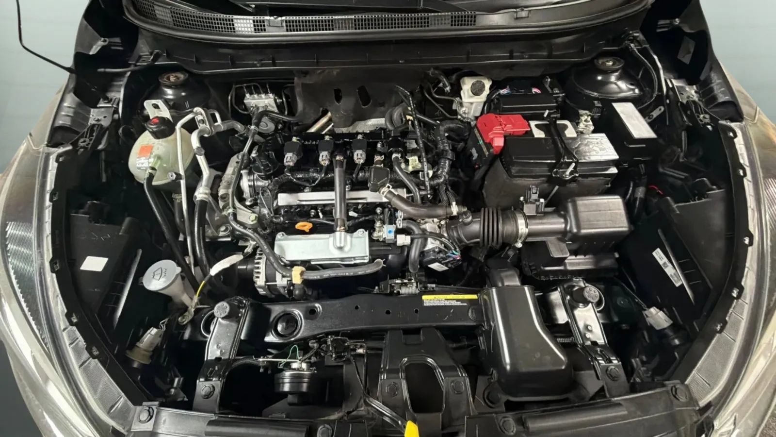 Used 2024 Nissan Kicks S FWD image 22