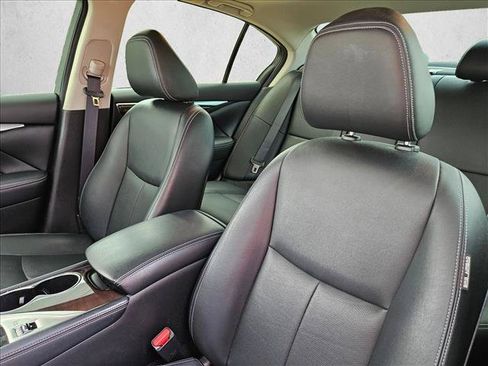Used 2015 INFINITI Q50 Premium w/ Technology Package RWD image 13