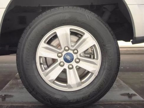 Used 2019 Ford F150 XLT w/ Equipment Group 301A Mid RWD image 10