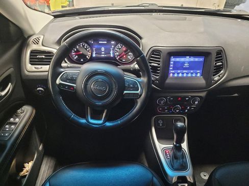 Used 2018 Jeep Compass Latitude w/ Popular Equipment Group image 22