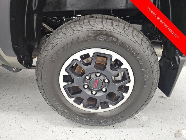 Used 2024 Toyota Tacoma TRD Off-Road w/ TRD Off Road Upgrade Package AWD/4WD image 10