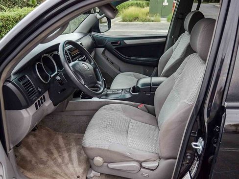 Used 2006 Toyota 4Runner Sport RWD image 22