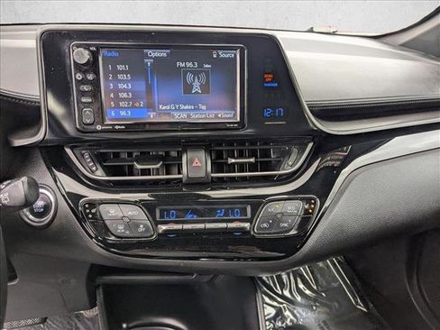 Used 2018 Toyota C-HR XLE image 14