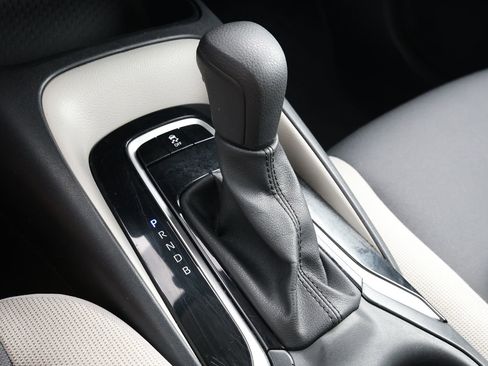 Used 2024 Toyota Corolla LE image 20