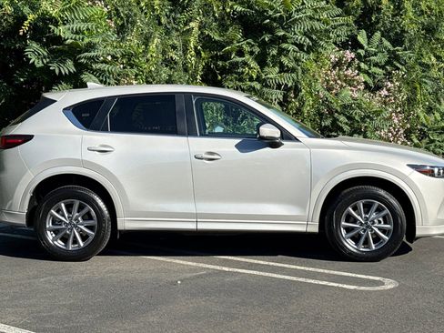 Certified 2025 MAZDA CX-5 AWD 2.5 S w/ Preferred Package image 3