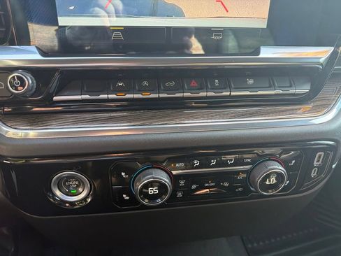 Certified 2024 Chevrolet Silverado 1500 LT AWD/4WD image 23