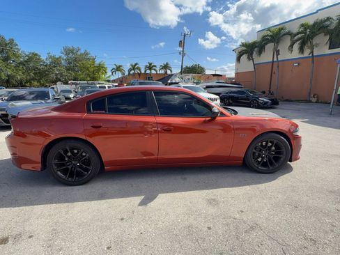 Used 2020 Dodge Charger Scat Pack RWD image 8
