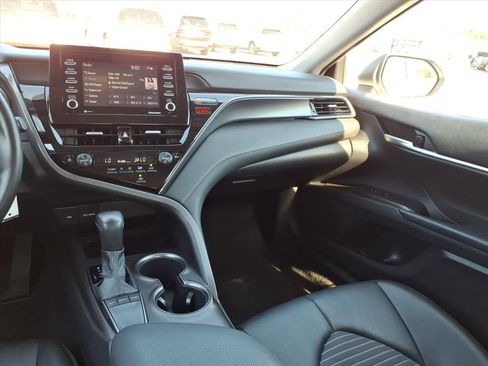 Used 2023 Toyota Camry SE FWD image 24